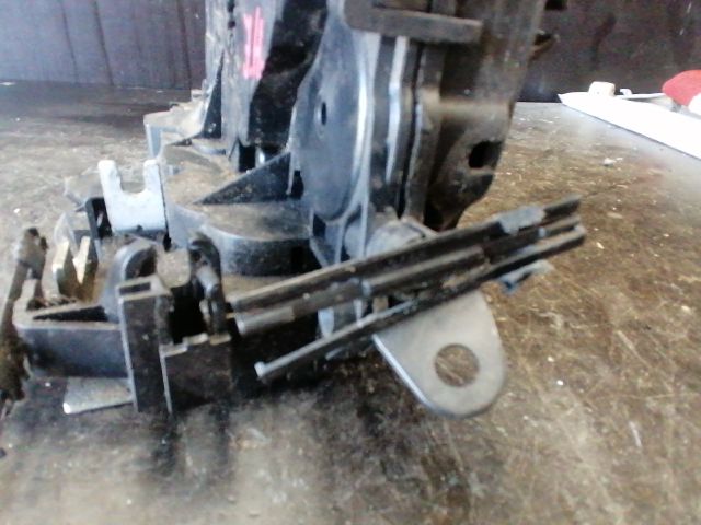 bontott BMW 3 E90 Jobb Csomagtérajtó Zárszerkezet