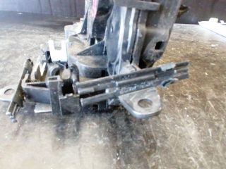 bontott BMW 3 E90 Jobb Csomagtérajtó Zárszerkezet