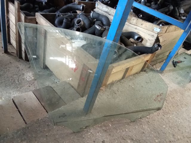 bontott BMW 3 E90 Jobb első Ablak