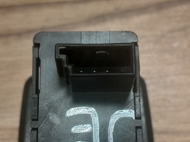 bontott BMW 3 E90 Jobb első Ablakemelő Kapcsoló