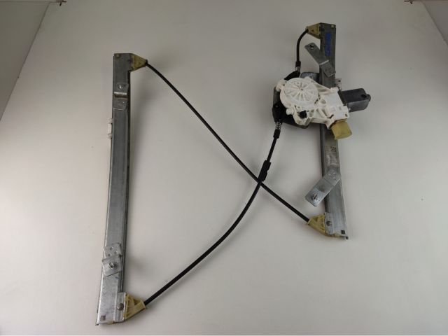 bontott BMW 3 E90 Jobb első Ablakemelő Szerkezet (Elektromos)