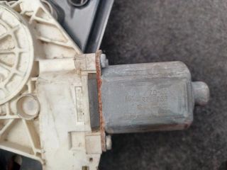 bontott BMW 3 E90 Jobb első Ablakemelő Szerkezet (Elektromos)