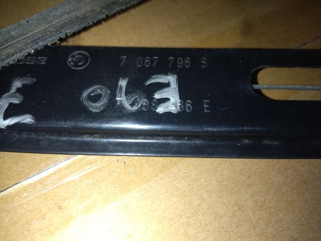 bontott BMW 3 E90 Jobb első Ablakemelő Szerkezet (Elektromos)