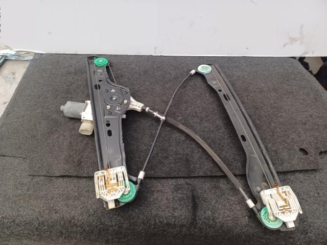 bontott BMW 3 E90 Jobb első Ablakemelő Szerkezet (Elektromos)