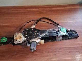 bontott BMW 3 E90 Jobb első Ablakemelő Szerkezet (Elektromos)