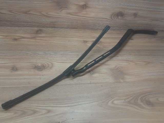 bontott BMW 3 E90 Jobb első Ablaktörlő Kar