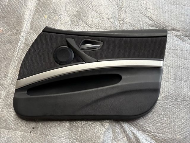 bontott BMW 3 E90 Jobb első Ajtó Kárpit