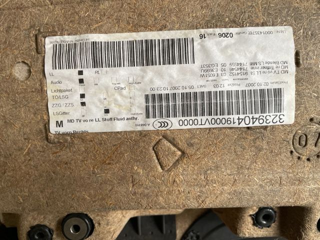 bontott BMW 3 E90 Jobb első Ajtó Kárpit