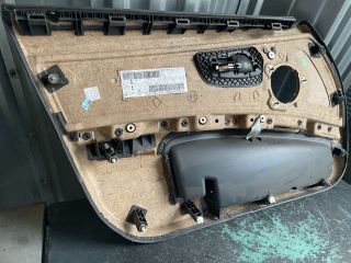 bontott BMW 3 E90 Jobb első Ajtó Kárpit