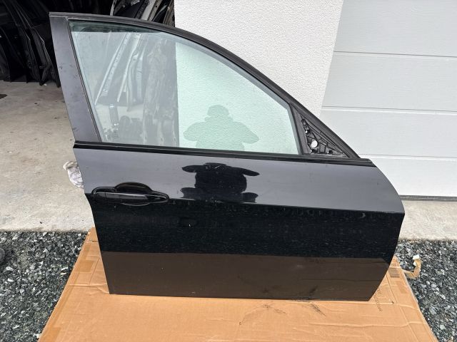 bontott BMW 3 E90 Jobb első Ajtó (Részeivel)