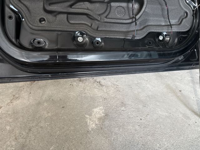 bontott BMW 3 E90 Jobb első Ajtó (Részeivel)