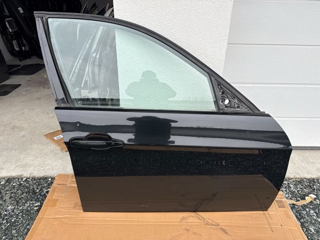 bontott BMW 3 E90 Jobb első Ajtó (Részeivel)