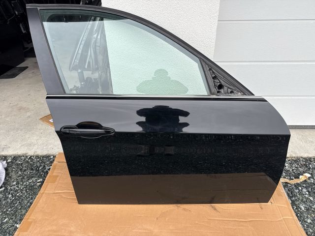 bontott BMW 3 E90 Jobb első Ajtó (Részeivel)