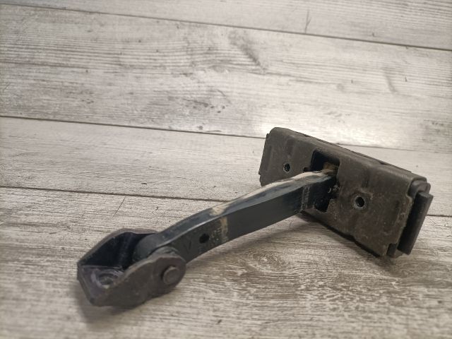 bontott BMW 3 E90 Jobb első Ajtóhatároló