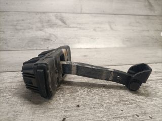 bontott BMW 3 E90 Jobb első Ajtóhatároló