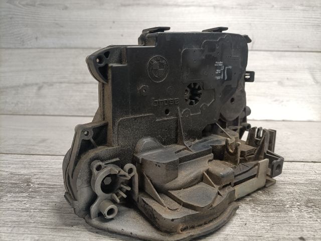 bontott BMW 3 E90 Jobb első Ajtózár