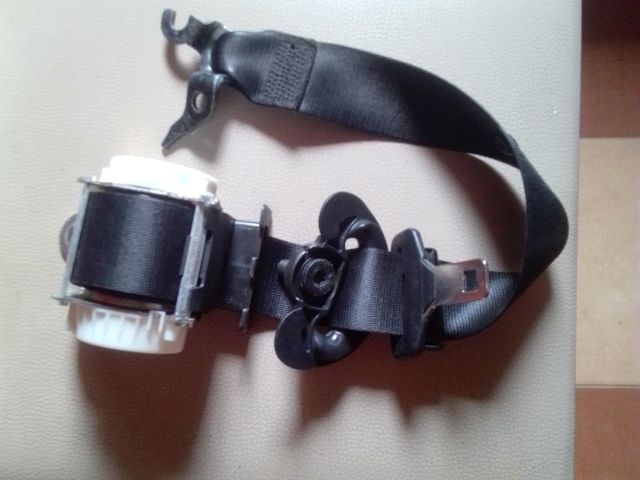 bontott BMW 3 E90 Jobb első Biztonsági Öv