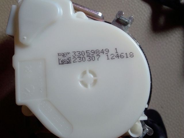 bontott BMW 3 E90 Jobb első Biztonsági Öv