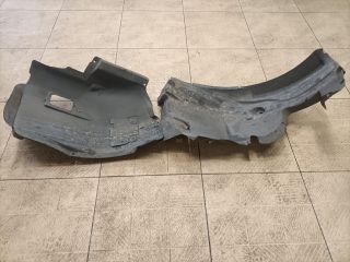 bontott BMW 3 E90 Jobb első Dobbetét (Kerékjárati, Műanyag)