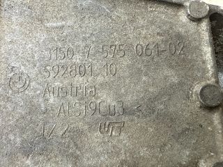 bontott BMW 3 E90 Jobb első Féltengely Tartó