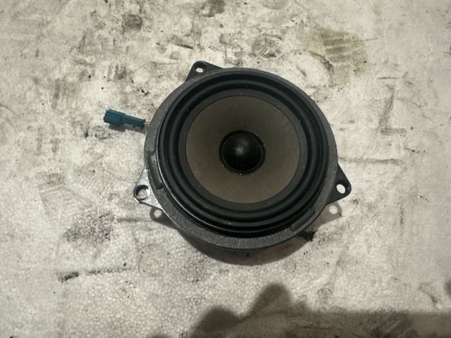bontott BMW 3 E90 Jobb első Hangszóró