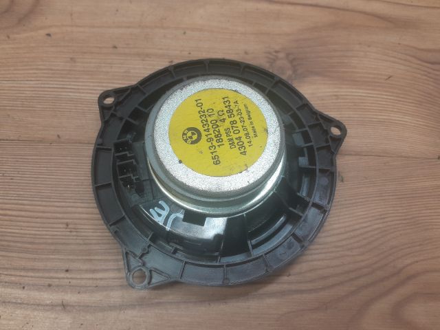 bontott BMW 3 E90 Jobb első Hangszóró