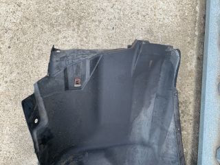 bontott BMW 3 E90 Jobb első Hátsó Dobbetét (Kerékjárati, Műanyag)