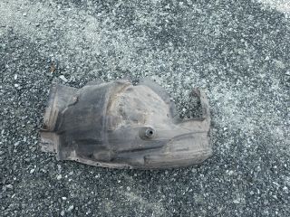 bontott BMW 3 E90 Jobb első Hátsó Dobbetét (Kerékjárati, Műanyag)