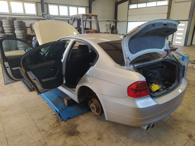 bontott BMW 3 E90 Jobb első Kapaszkodó (Felső)