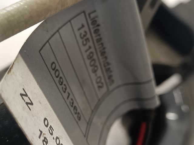 bontott BMW 3 E90 Jobb első Külső Kilincs