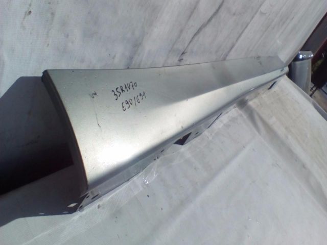 bontott BMW 3 E90 Jobb első Küszöb Díszléc