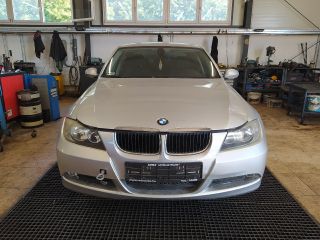 bontott BMW 3 E90 Jobb első Sárvédő