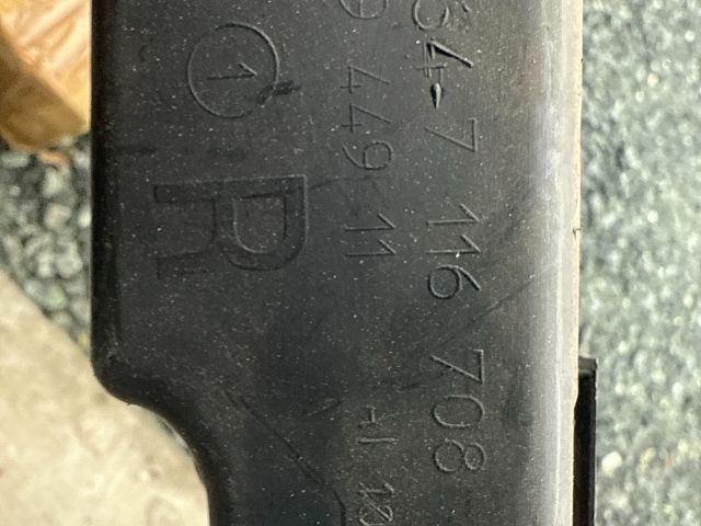 bontott BMW 3 E90 Jobb Fényszóró Lámpakeret