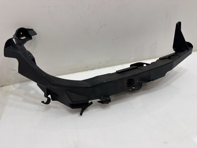 bontott BMW 3 E90 Jobb Fényszóró Tartó