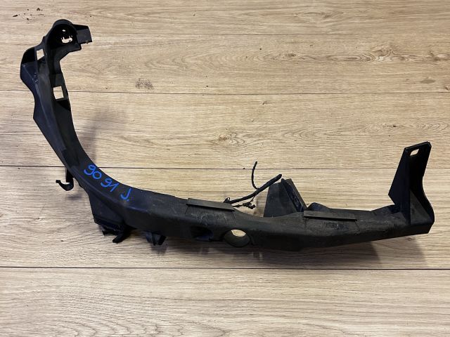 bontott BMW 3 E90 Jobb Fényszóró Tartó