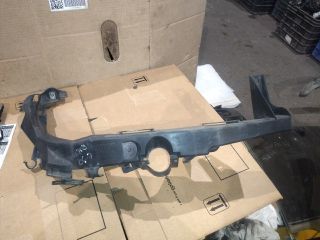 bontott BMW 3 E90 Jobb Fényszóró Tartó