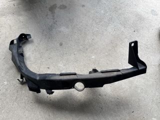 bontott BMW 3 E90 Jobb Fényszóró Tartó