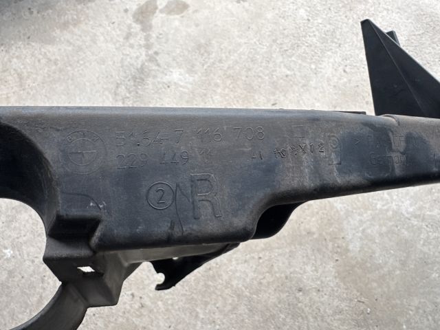 bontott BMW 3 E90 Jobb Fényszóró Tartó