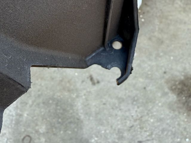 bontott BMW 3 E90 Jobb Fényszóró Tartó