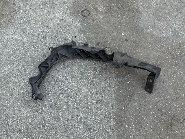 bontott BMW 3 E90 Jobb Fényszóró Tartó