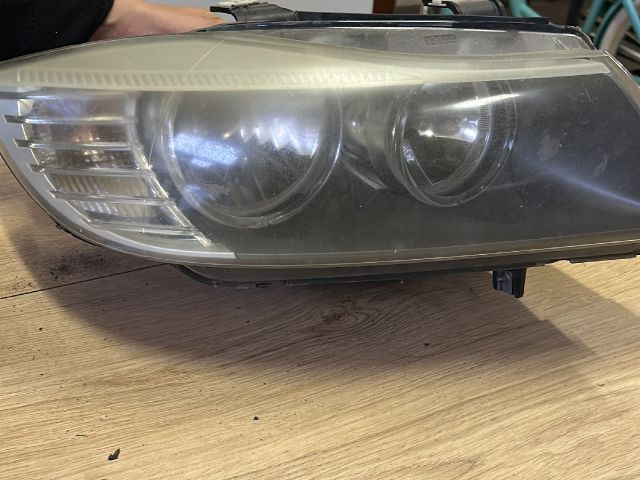 bontott BMW 3 E90 Jobb Fényszóró