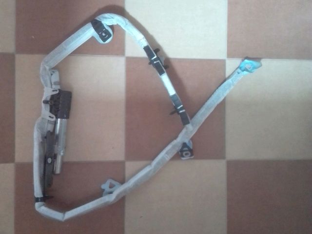 bontott BMW 3 E90 Jobb Függönylégzsák és Oldallégzsák