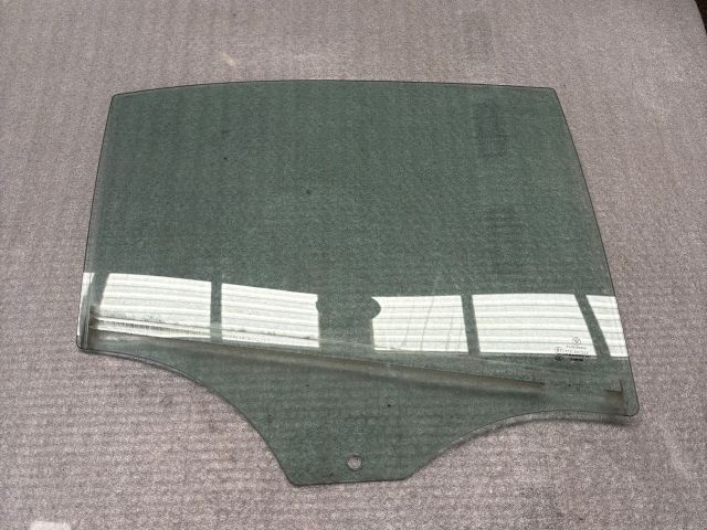 bontott BMW 3 E90 Jobb hátsó Ablak