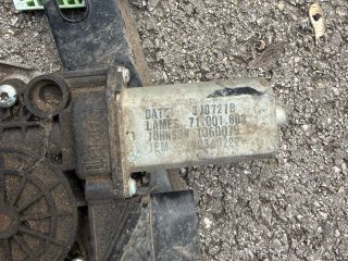 bontott BMW 3 E90 Jobb hátsó Ablakemelő Szerkezet (Elektromos)