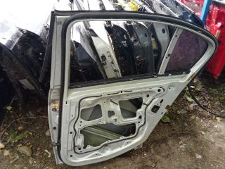 bontott BMW 3 E90 Jobb hátsó Ajtó (Részeivel)