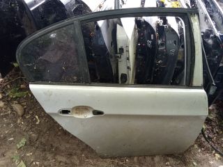 bontott BMW 3 E90 Jobb hátsó Ajtó (Részeivel)