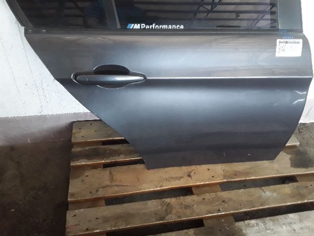 bontott BMW 3 E90 Jobb hátsó Ajtó (Részeivel)