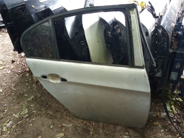 bontott BMW 3 E90 Jobb hátsó Ajtó (Részeivel)