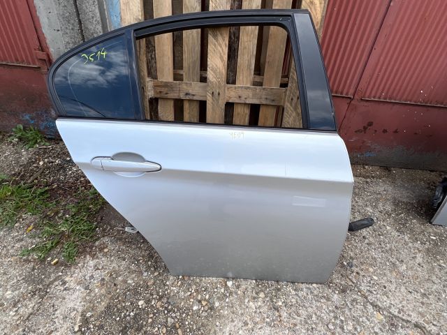 bontott BMW 3 E90 Jobb hátsó Ajtó (Részeivel)