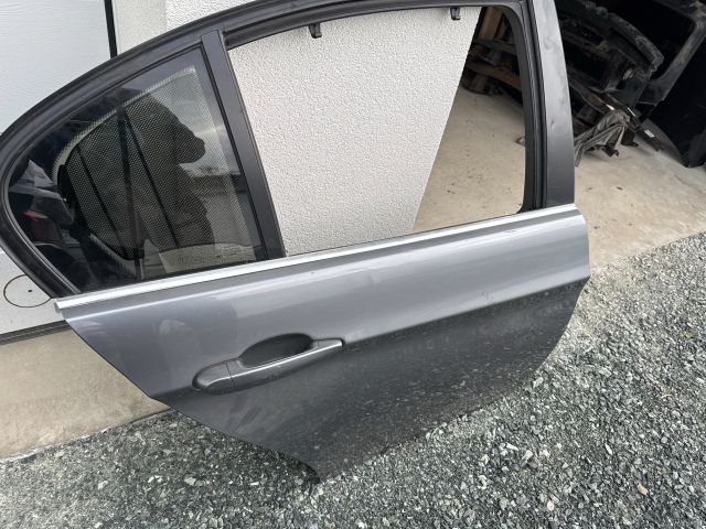 bontott BMW 3 E90 Jobb hátsó Ajtó (Üres lemez)